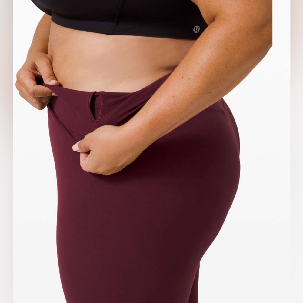 Lululemon Align Pant II 25” pilling throughout Cassis size 2 - Picture 5 of 16